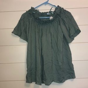 Ruffle short sleeve top, can be off the shoulder